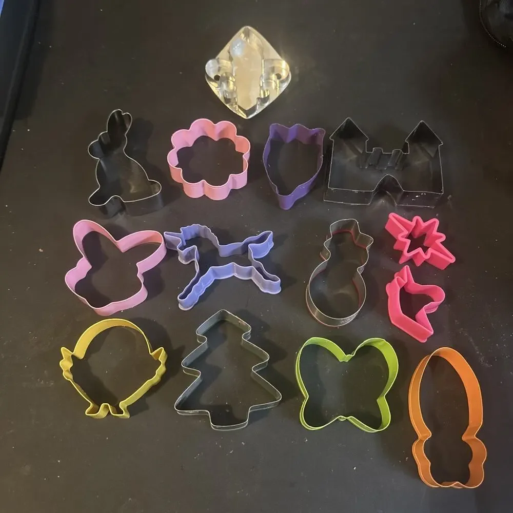 Cookie Cutters Lot 14 Holiday Cookie Cutters
